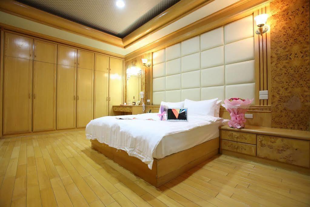 Clover House-自助式無人旅店 Zhongli Bagian luar foto